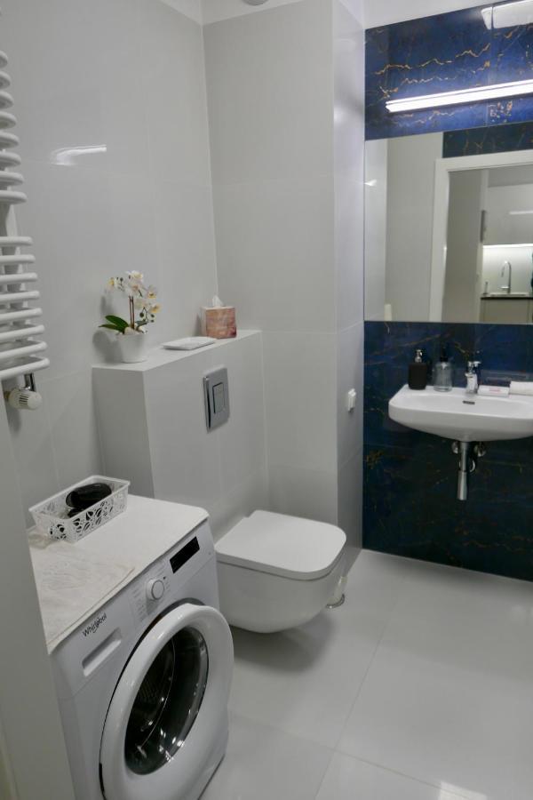 Kieslowskiego Apartment Vis-A-Vis Town Hall Warsawa Bagian luar foto